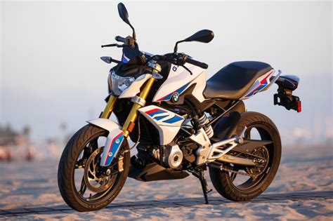 2017 BMW G310R Review - GearOpen.com