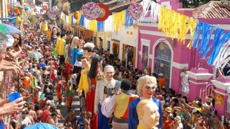 Carnival Recife and Olinda - move to the sounds of Frevo!