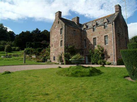 Fingask Castle © Euan Nelson :: Geograph Britain and Ireland