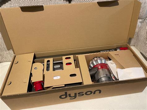 Dyson V8 Absolute Cordless Stick Vacuum Cleaner | eBay