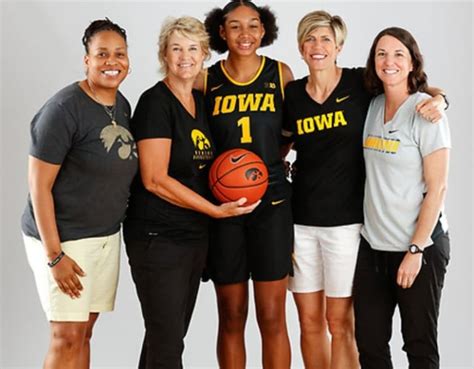 Stuelke excited to get to Iowa - Hawkeye Beacon: Iowa Hawkeyes Football ...