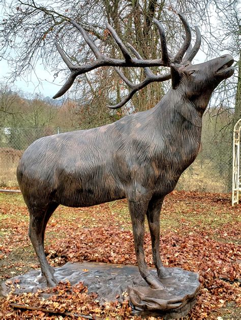 Bugling Mountain Elk Metal Garden Statue - The Metal Zoo