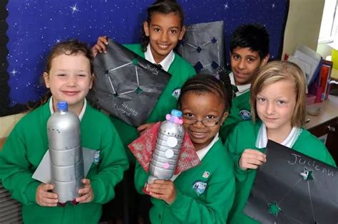 Pupils star-struck by Meadow Park Academy space programme - Berkshire Live