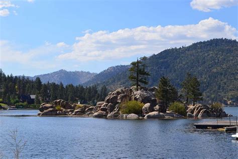 4 Day SUP Yoga & Wine Ladies Retreat, Big Bear Lake, California