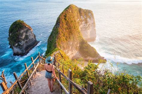 Kelingking Beach in Nusa Penida - Hidden Beach near Bali - Go Guides