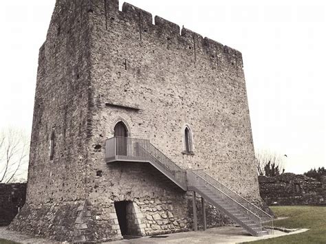 Athenry Castle - Link - O'Regan's Athenry