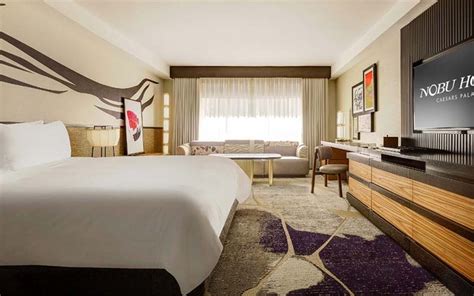 Caesars Palace Rooms & Suites | Photos & Info | Las Vegas Hotels