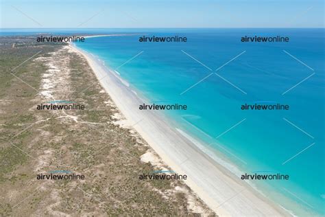 Aerial Photography Cable Beach Looking South - Airview Online