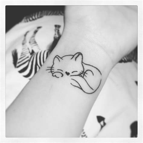 Share more than 90 line art simple cat tattoo latest - in.coedo.com.vn