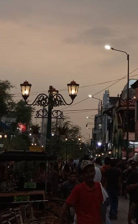 Braga Street Bandung Nightlife – Gudang Materi Online