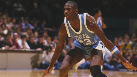 Top 50 college basketball players of all time | Yardbarker