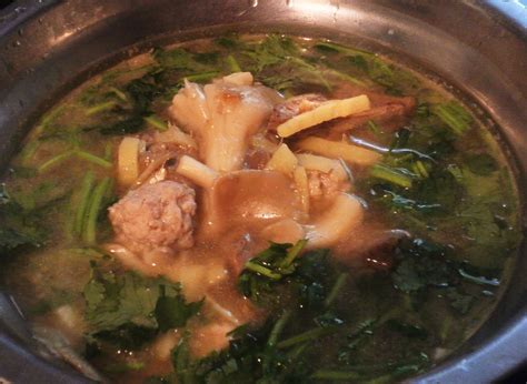 FOOD & BEVERAGE吃: PORK LIVER SOUP