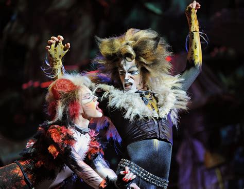 Cats the Musical Is Getting a Movie. Here’s Why It’s So Beloved. - Racked