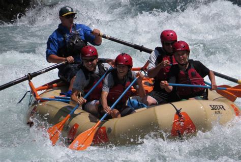 North Umpqua River Whitewater Rafting and Kayaking Day Trips - Oregon