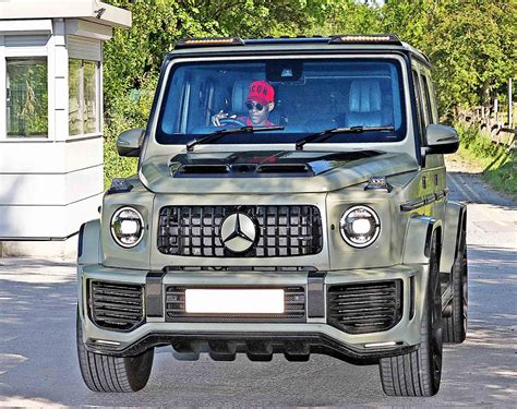 Marcus Rashford Arrives For Training In £150k Monster Merc - SoccerBible