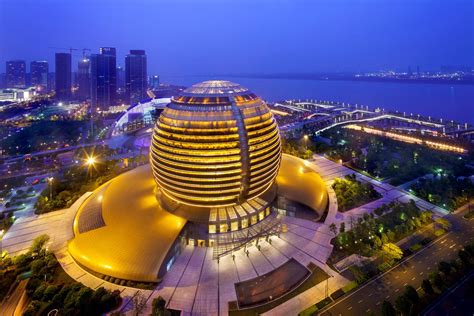 CHINA - Intercontinental Hangzhou, a luxury golden sphere - Chris Travel Blog