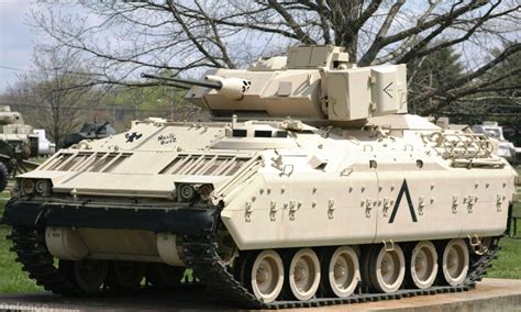 US Army M-2 Bradley IFV | Defence Forum & Military Photos - DefenceTalk