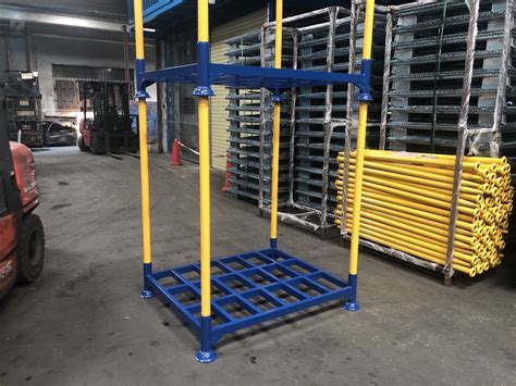 Q235 Steel Warehouse Metal Stacking Shelves With Detachable Racks