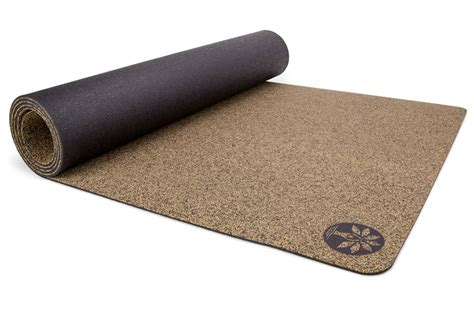 10 Best Eco-Friendly Yoga Mats - THE SOWELL