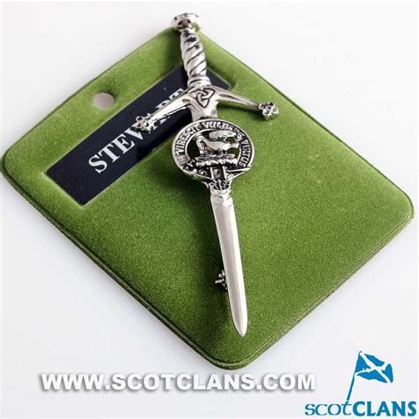 Stewart Clan Crest Pewter Kilt Pin | Kilt pin, Kilt, Scottish kilt brooch