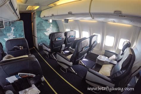 Oman Air Business Class Boeing 737 -800 Flight Review, Business Class ...