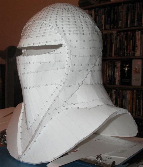 Imperial Guard Helmet Skupilkinson\'s Pepakura in 2023 | Pepakura ...