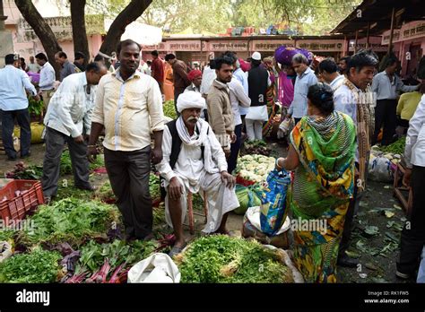 India Farmers Market High Resolution Stock Photography and Images - Alamy