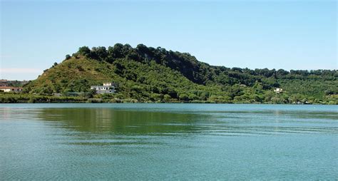 Lake of Averno | Volcanic, Crater, Campania | Britannica