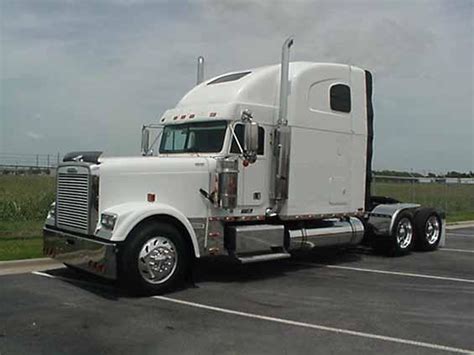 Freightliner Classic XL:picture # 14 , reviews, news, specs, buy car