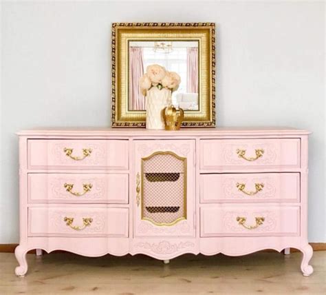 French Provincial Set in Custom Color Pink | Furniture makeover dresser, Redo furniture, Shabby ...