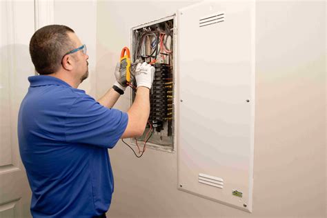 What to Expect During a Home Electrical Inspection | Lee Company