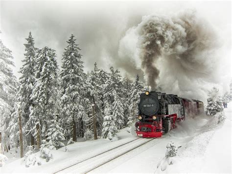 Snow Train Wallpapers - Top Free Snow Train Backgrounds - WallpaperAccess