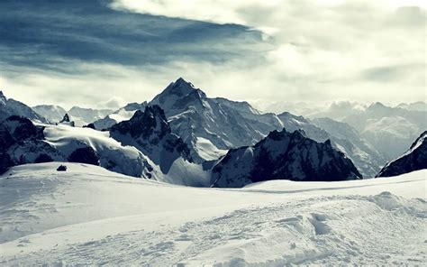 montagnes enneigées-fond d'écran paysages d'hiver Aperçu | 10wallpaper.com