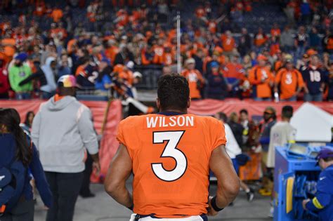 Russell Wilson is becoming the Broncos’ worst nightmare - SBNation.com