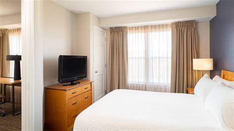 Hotels in Southington, CT near Lake Compounce | Residence Inn Southington