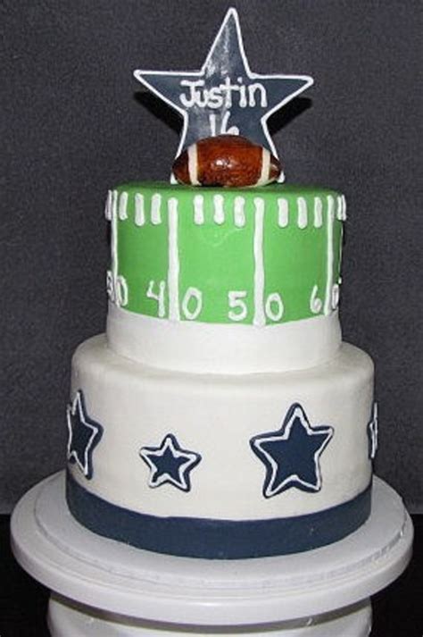 Dallas Cowboys Cake - CakeCentral.com