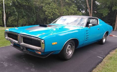 340 Grabber Hood: 1972 Dodge Charger Rallye | Barn Finds