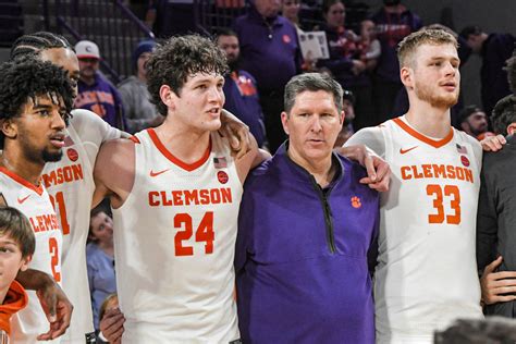 Clemson basketball gets good news from NCAA selection committee - Yahoo ...