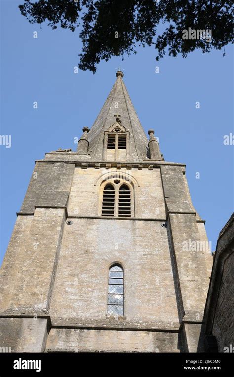 St Mary the Virgin Church, Shipton under Wychwood, Oxfordshire Stock Photo - Alamy