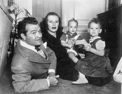 RED SKELTON and his family, 1950. | Red skelton, Movie stars, Comedy tv