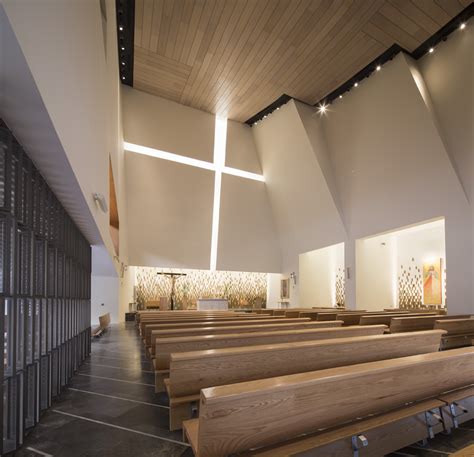 Galería de Iglesia en Pueblo Serena / Moneo Brock Studio - 6