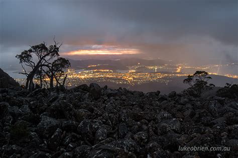 Tasmanian Landscape Photography: Sunrise Mt Wellington - Luke O'Brien ...