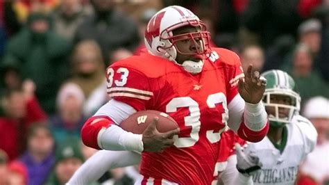 10 best Wisconsin Badgers football players since 1995