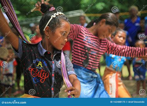 Dance Culture Child of Timor-Leste Editorial Image - Image of spring, texture: 162488175