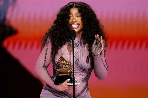 SZA Says Her Emotional Acceptance Speech at the Grammys was a ...