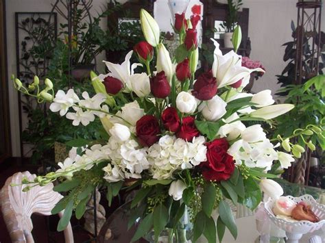 17 Best images about Flower arrangement for church decorating on ...