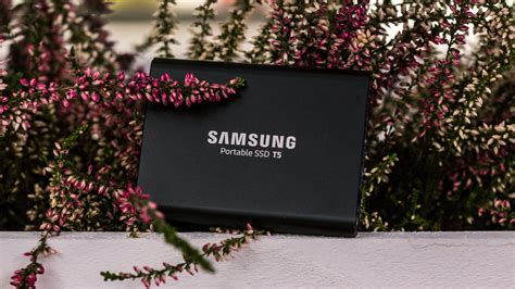 Samsung Portable SSD T5 review: TB memory for your phone