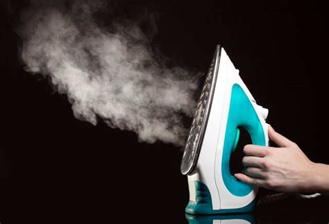 Use Your Steam Iron Like A Pro With These Tips And Tricks | Femina.in