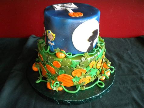 It's the Great Pumpkin Charlie Brown Cake | Halloween cakes, The great ...