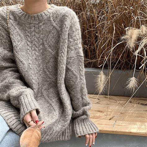 Oversized Cable Knit Sweater | Carmen Candela